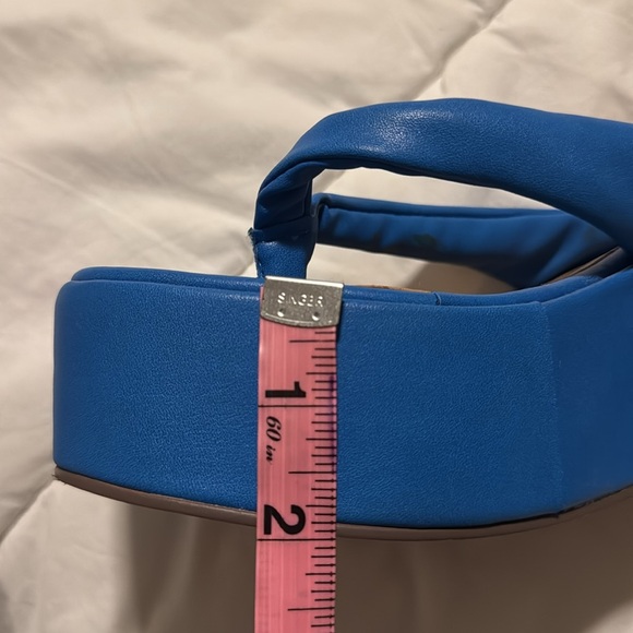 Platform sandals - Picture 5 of 5